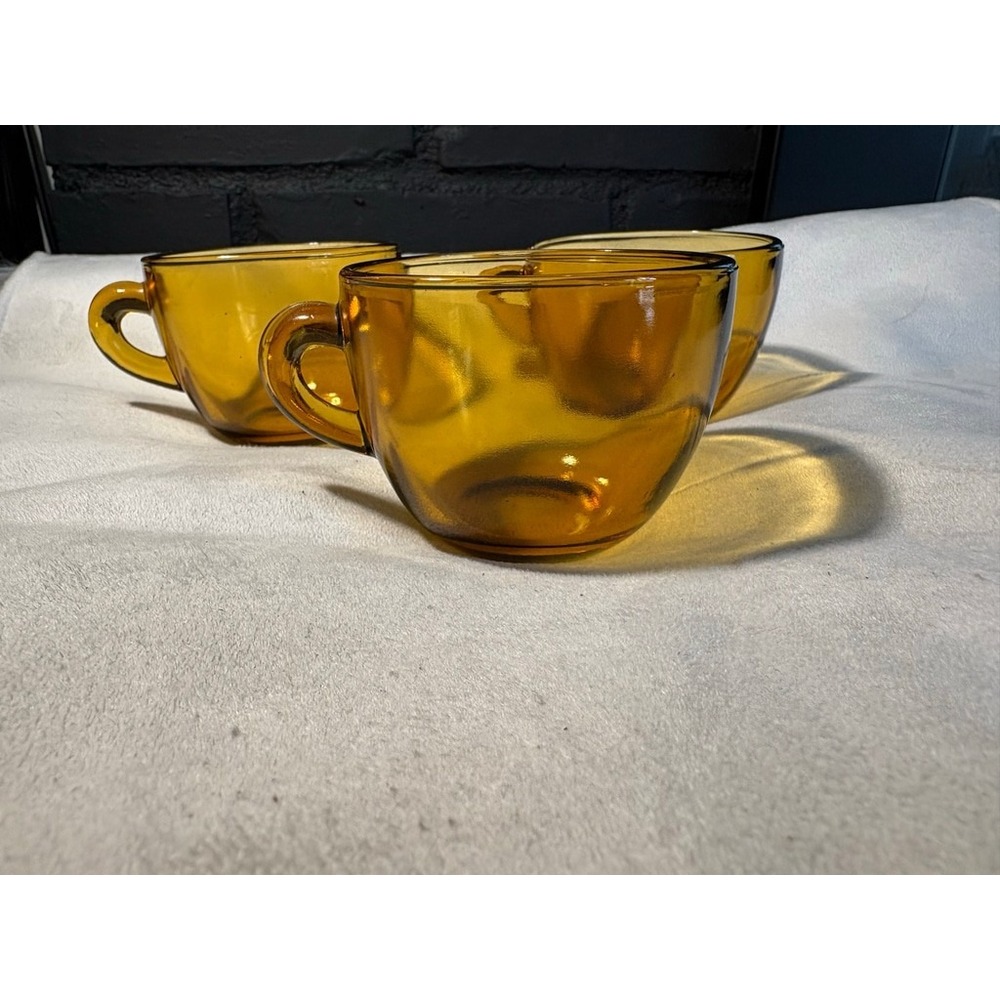 Vintage Amber Glass Coffee Mugs Set of 3 Mid Century Modern Retro Tea Cups